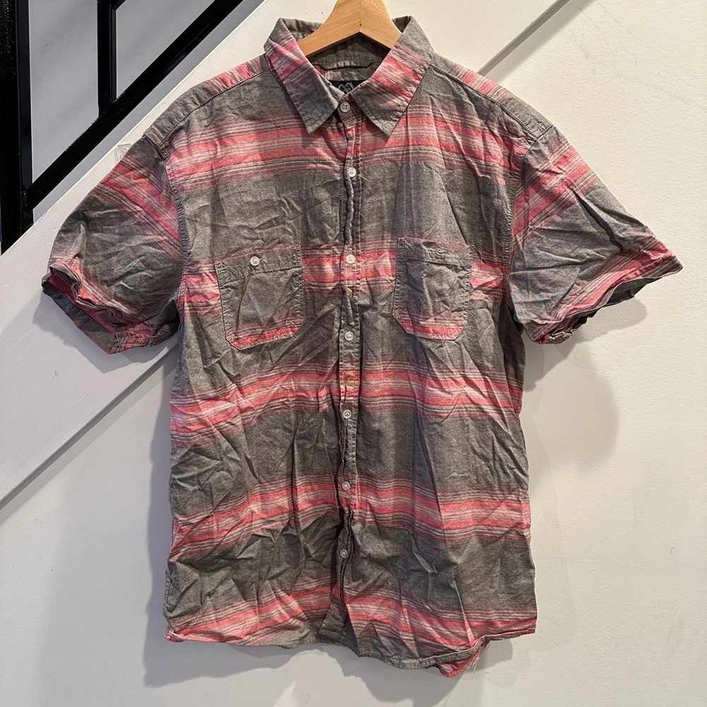 Molokai surf up dress shirt Pink and gray faded striped short sleeve button down